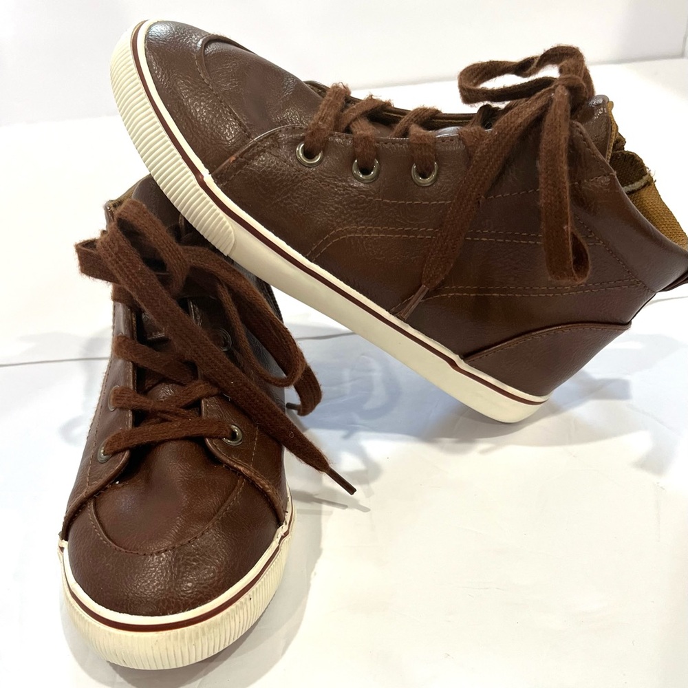 Cat & Jack Boys Brown High-Top Shoes/Bootie, Side Zip/Laces, Size 2